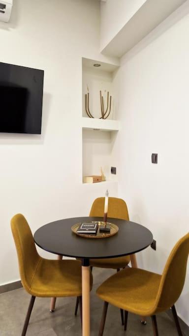 Faronita - Luxury Apt In The Heart Of Kalamata Exteriér fotografie