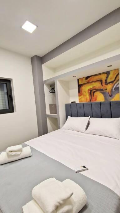 Faronita - Luxury Apt In The Heart Of Kalamata Exteriér fotografie