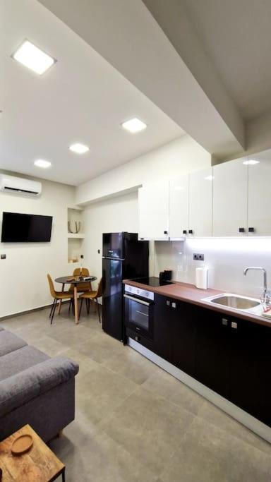 Faronita - Luxury Apt In The Heart Of Kalamata Exteriér fotografie